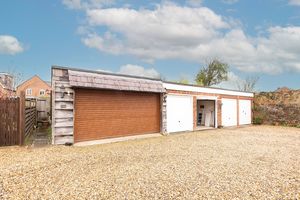 Photo 11- click for photo gallery